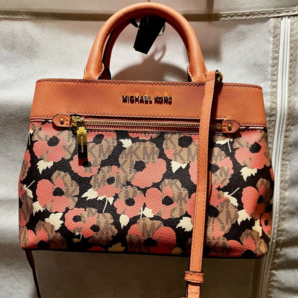NWOT Michael Kors gorgeous bag - Picture 1 of 16